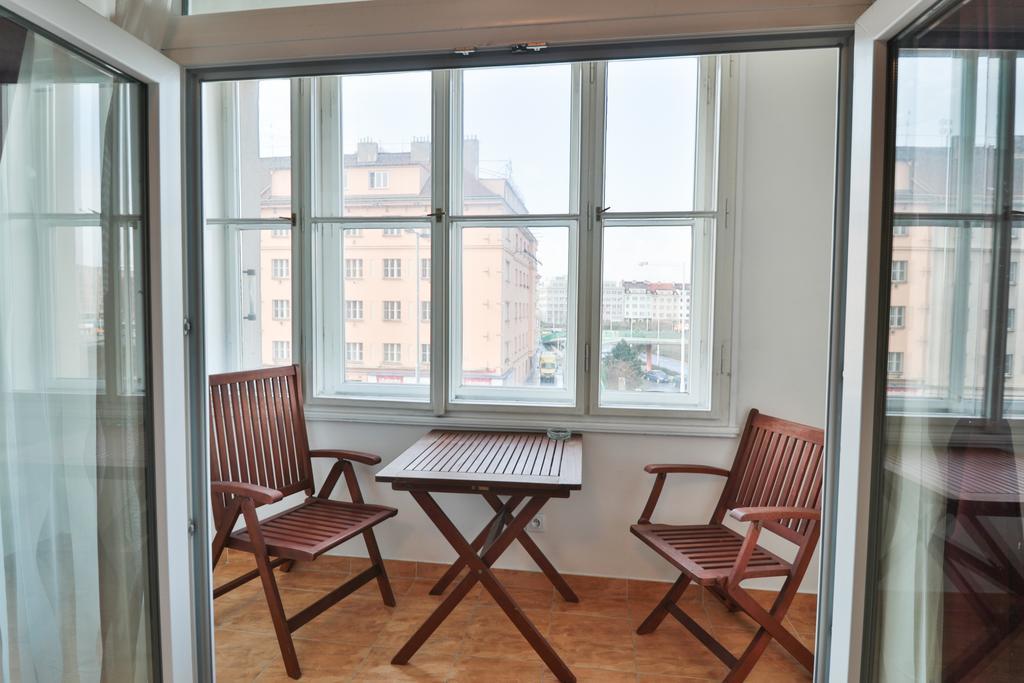 Spacious Prague View Apartment Exterior photo