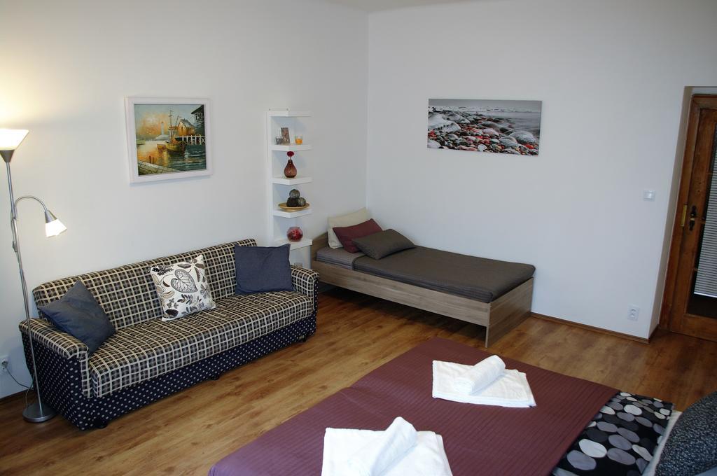 Spacious Prague View Apartment Exterior photo